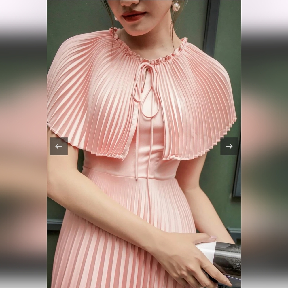 Sarah Luton Sleeveless Midi Dress With Cape Collar - Picture 5 of 11